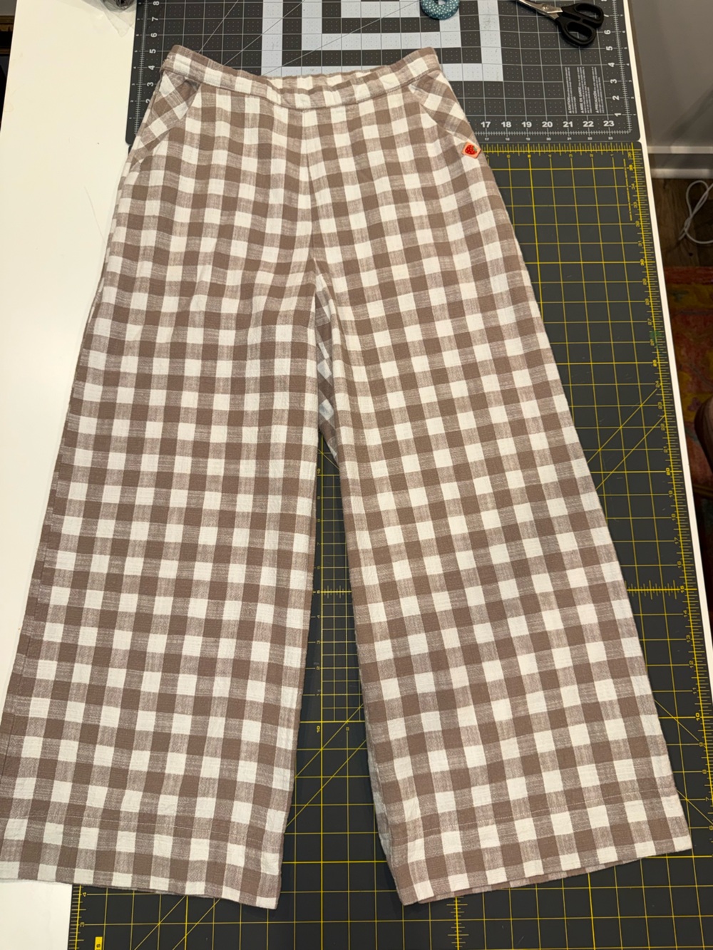 Handmade Wide-Leg, High Waist Gingham Pants - Picture 2 of 7